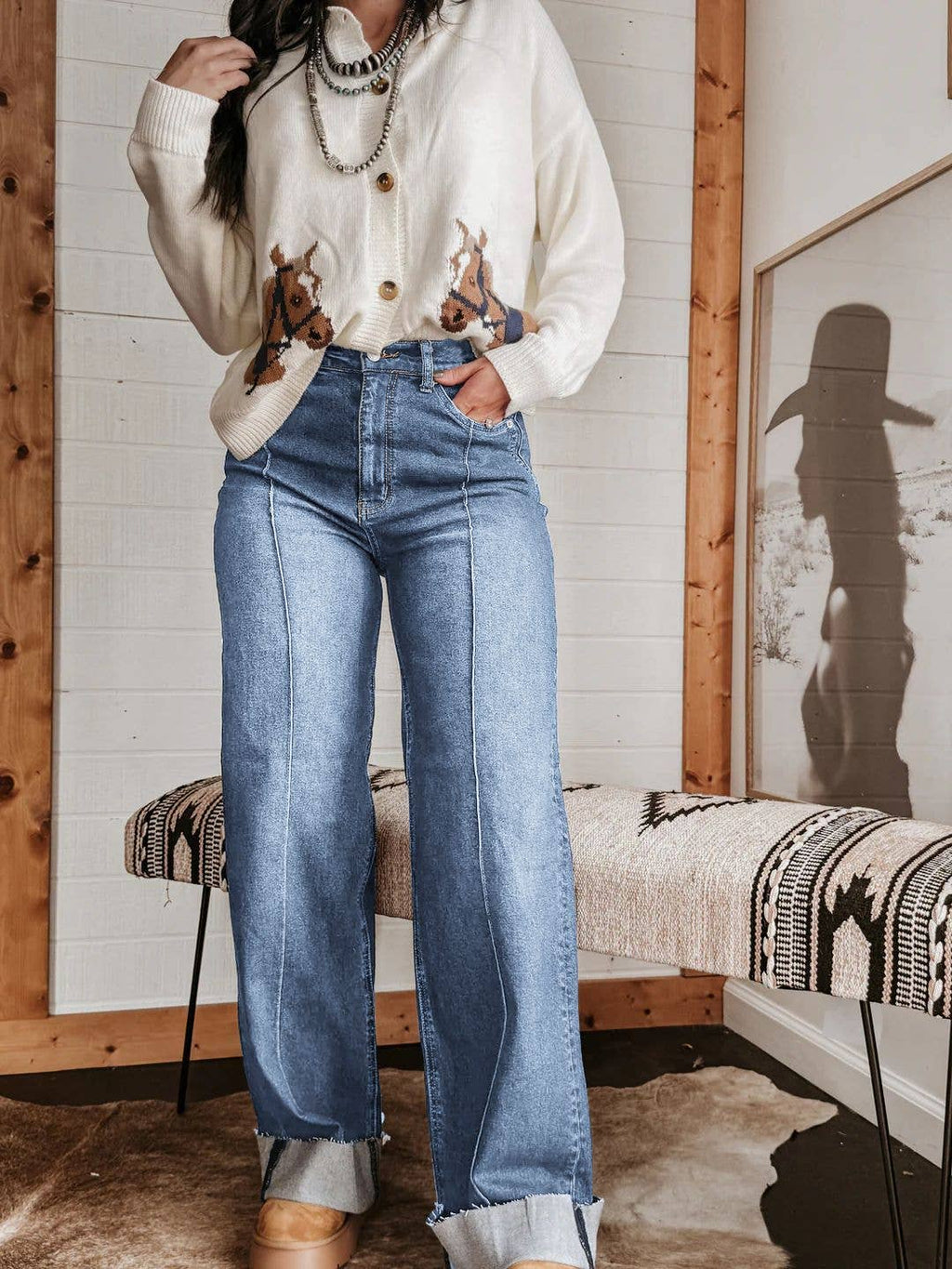 Women Retro Turn-Up Hem Wide-Leg Front Seam Jeans